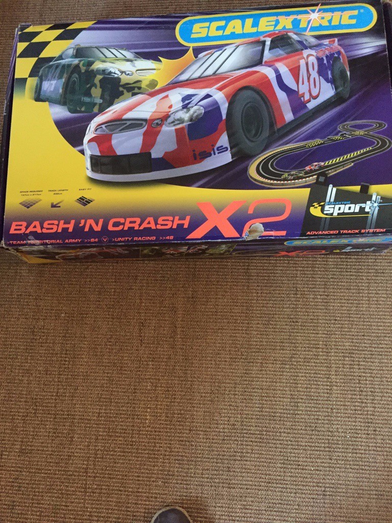 scalextric crash and bash